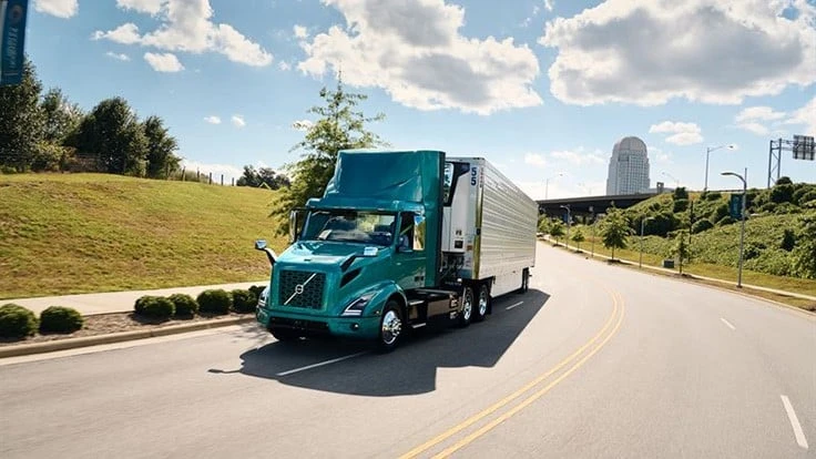 The new Volvo VNR Electric has a range of up to 440 km and faster charging than its predecessor.