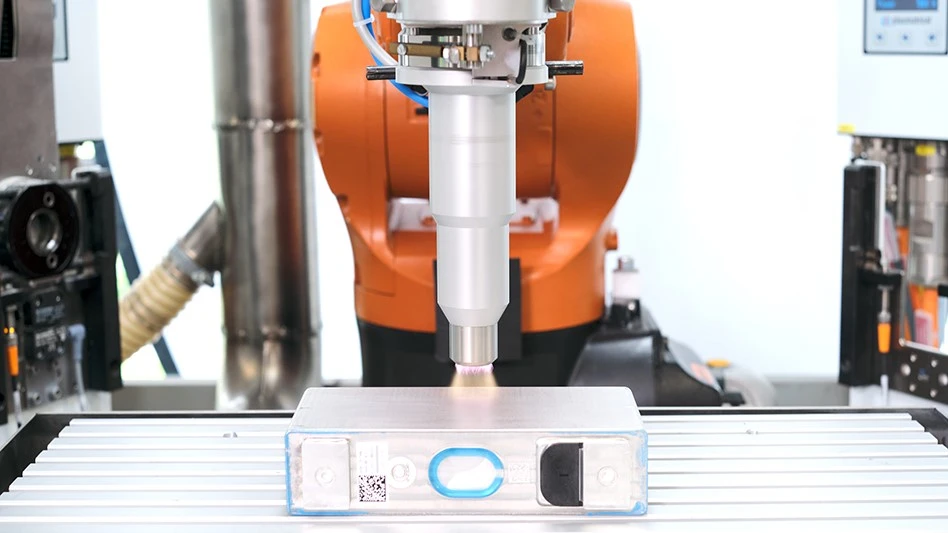 Surface treatment with Openair-Plasma enables a high-quality assembly, long service life, good temperature management and weather resistance of different batteries.