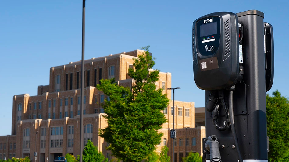 Eaton helps University of Notre Dame provide safe and reliable EV charging for its students, faculty, staff, and maintenance fleet.
