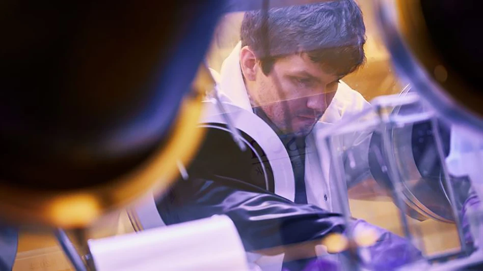 In the battery lab at the Department of Physics at Chalmers University of Technology, Sweden, Josef Rizell is working on developing the batteries of the future. The work is done in so-called ‘glove boxes’, an enclosed and inert environment where the materials are exposed to as little external influence as possible.